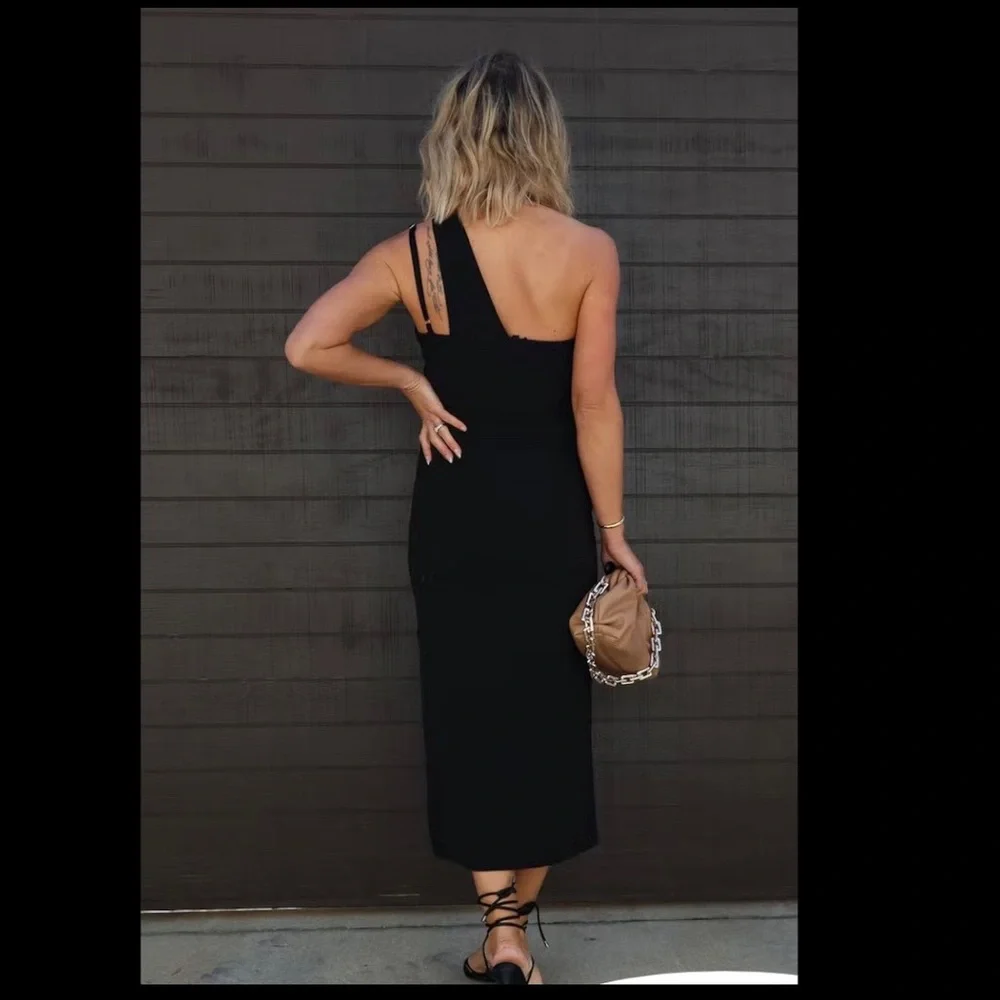 NWT: vici little black dress - Picture 3 of 6